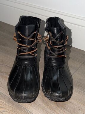 Steve Madden Black Duck Rain Boots with Tan Laces